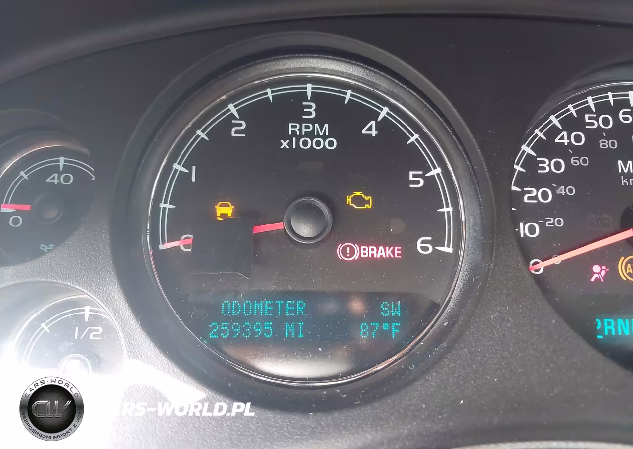 2014 Chevrolet Tahoe Lt VIN:1GNSKBE03ER246669 - 7