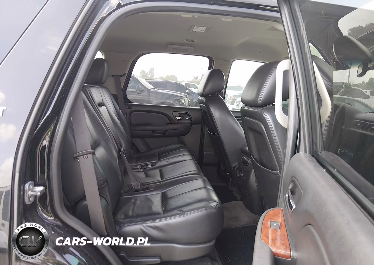 2014 Chevrolet Tahoe Lt VIN:1GNSKBE03ER246669 - 8