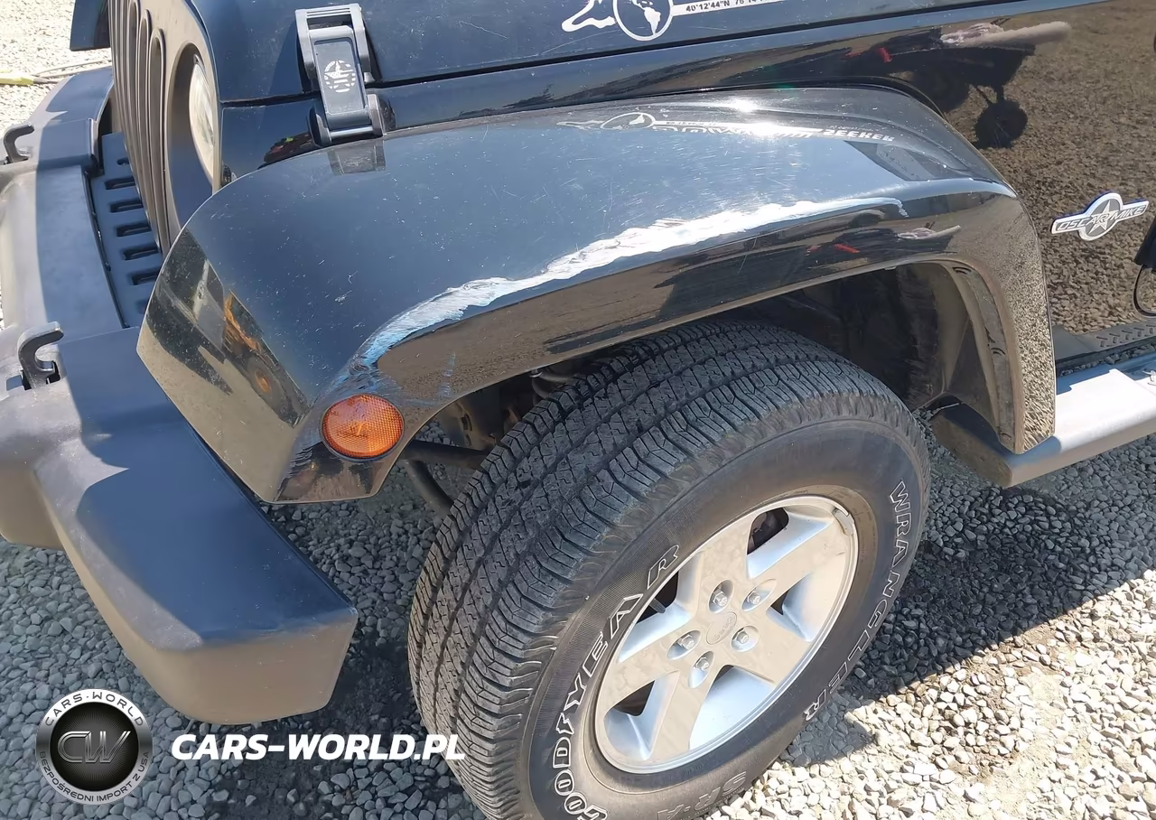 2014 Jeep Wrangler Unlimited Freedom Edition VIN:1C4BJWDG5EL184678 - 6