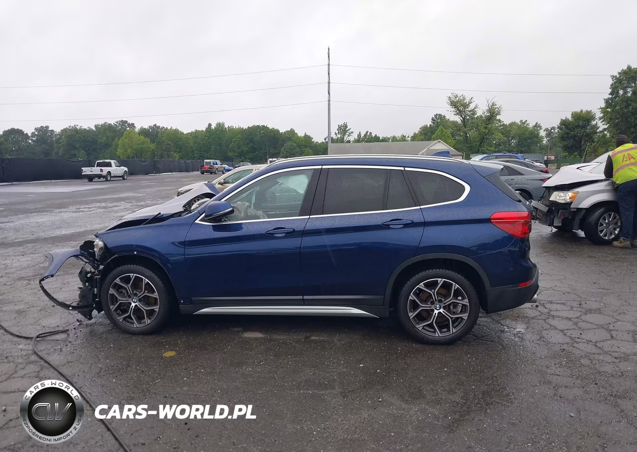 2020 BMW X1 xDrive28I VIN:WBXJG9C02L5P40904 - 13