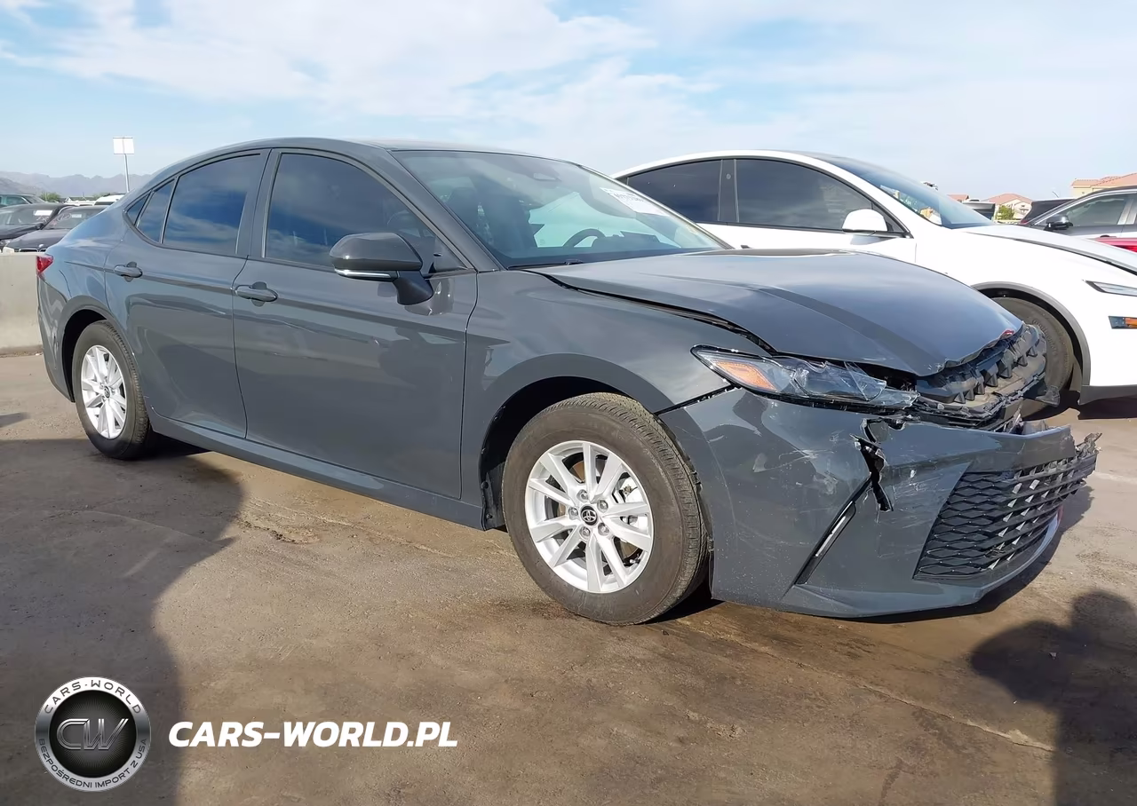 2026 Toyota Camry Le – zdjęcie 1 z 17