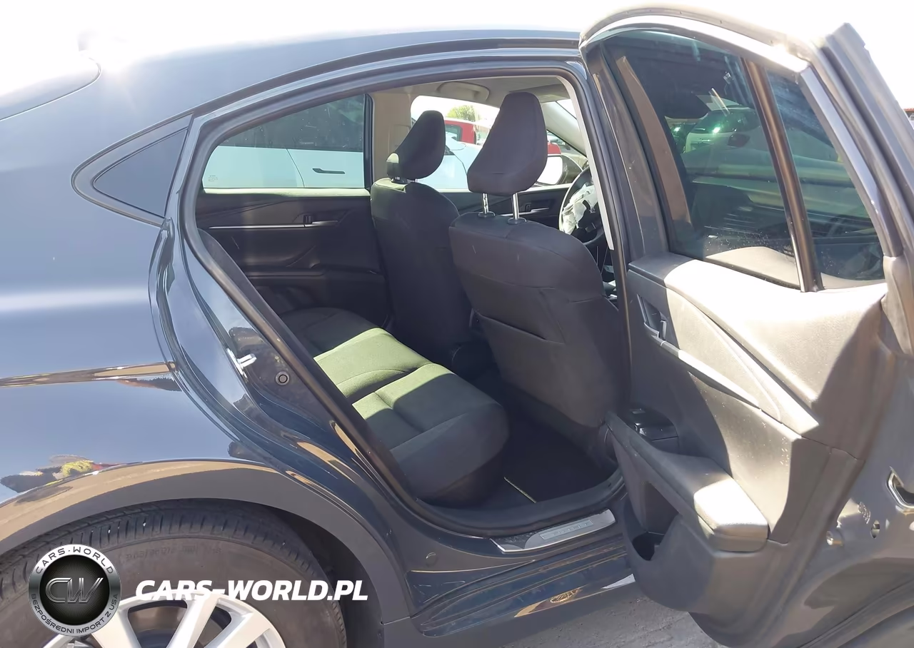2026 Toyota Camry Le VIN:4T1DAACK5TU672498 - 8