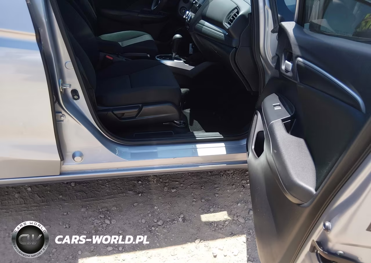 2019 Honda Fit Lx VIN:3HGGK5H48KM732603 - 5