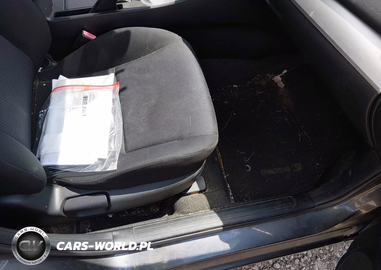 2011 Mazda Mazda3 I Touring VIN:JM1BL1VG8B1408254 - 5