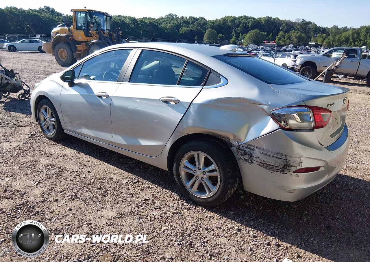 2017 Chevrolet Cruze Lt Auto VIN:1G1BE5SM5H7203341 - 3
