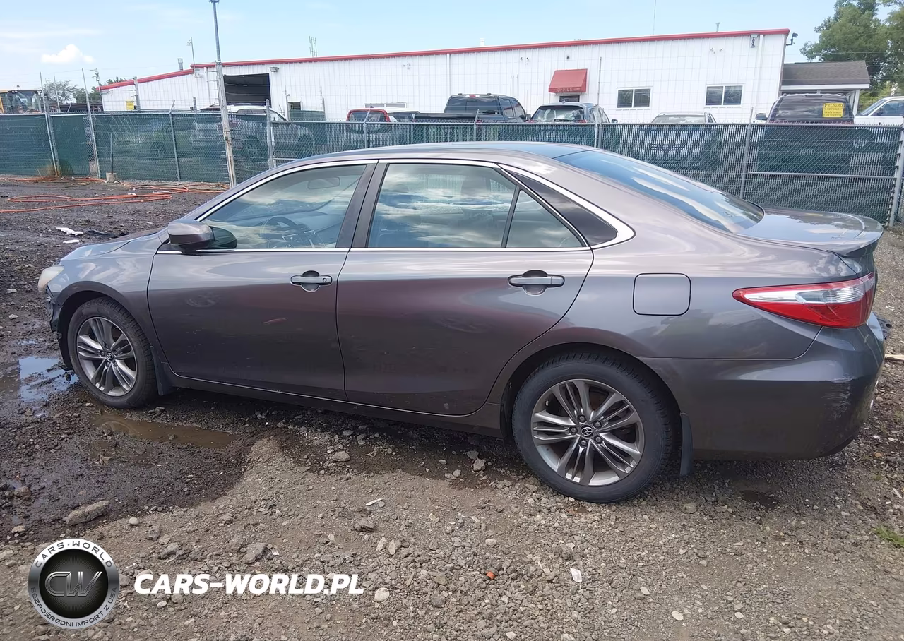 2016 Toyota Camry Se VIN:4T1BF1FK8GU210513 - 15