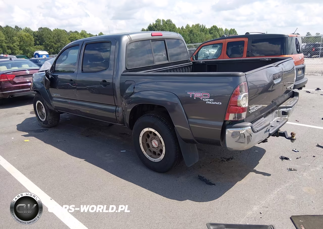 2011 Toyota Tacoma Prerunner V6 VIN:5TFJU4GN9BX006889 - 3