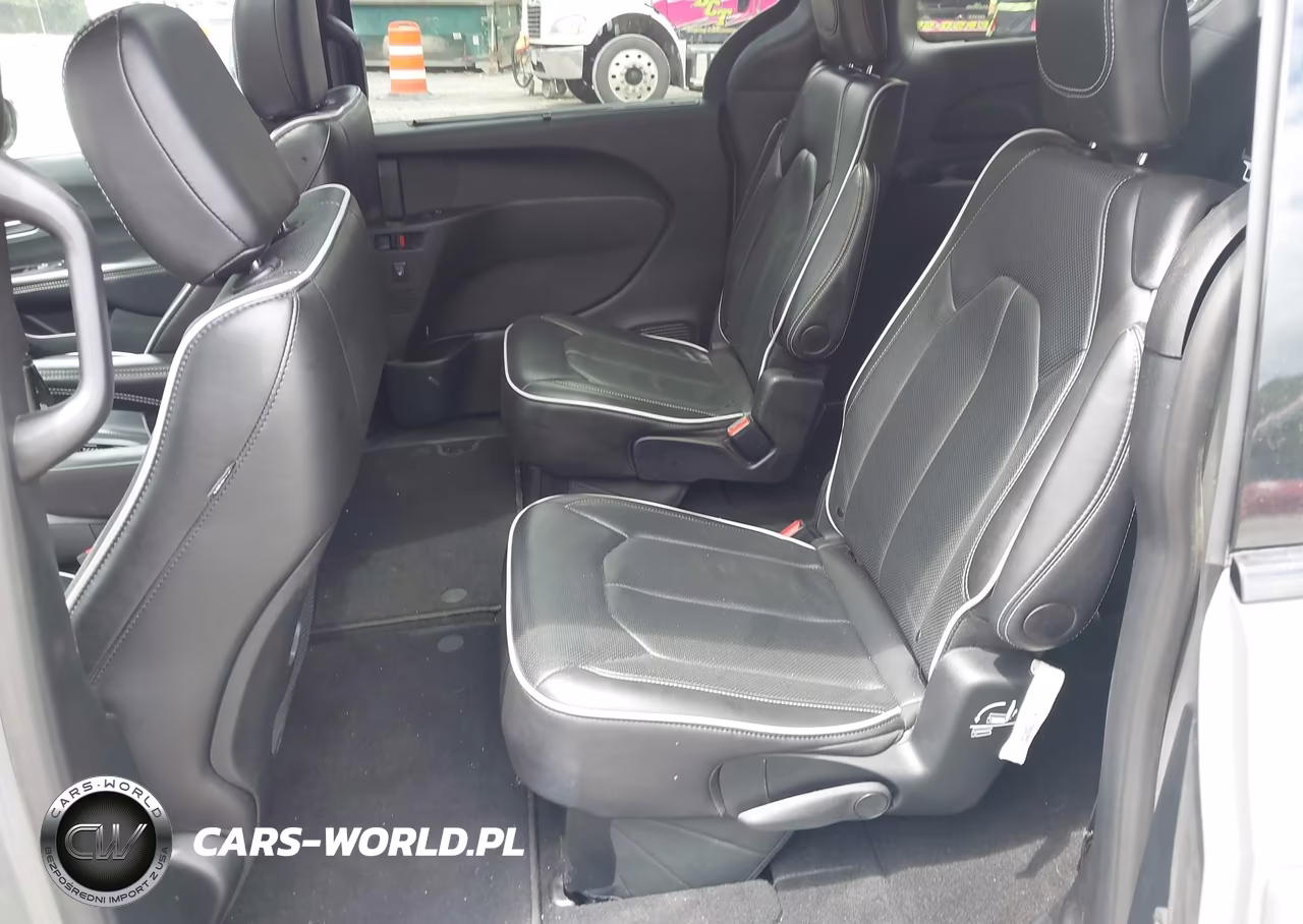 2025 Chrysler Pacifica Limited VIN:2C4RC1GG1SR552350 - 8