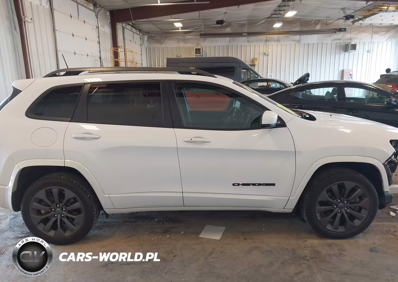 2020 Jeep Cherokee High Altitude 4X4 VIN:1C4PJMDN9LD570651 - 13