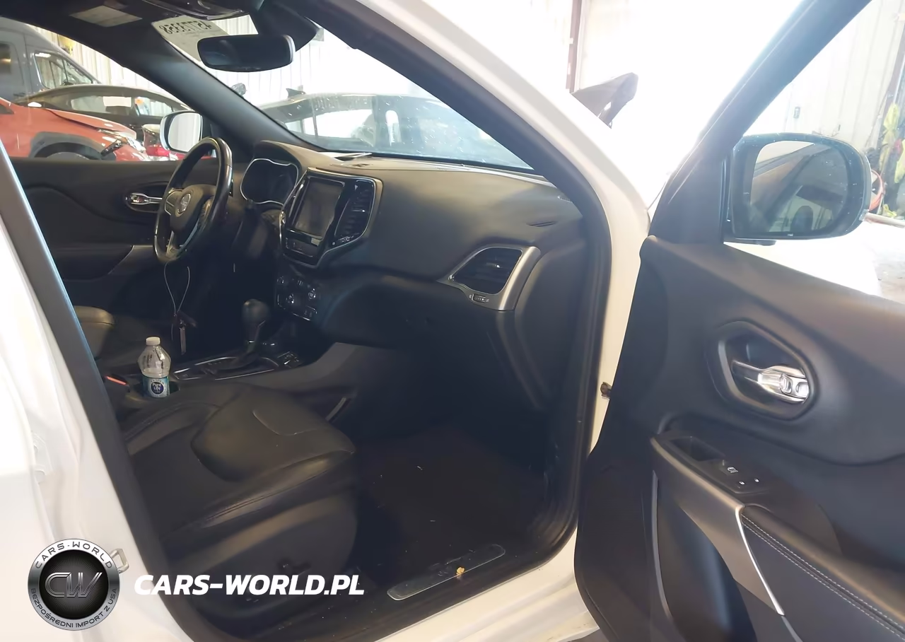 2020 Jeep Cherokee High Altitude 4X4 VIN:1C4PJMDN9LD570651 - 5