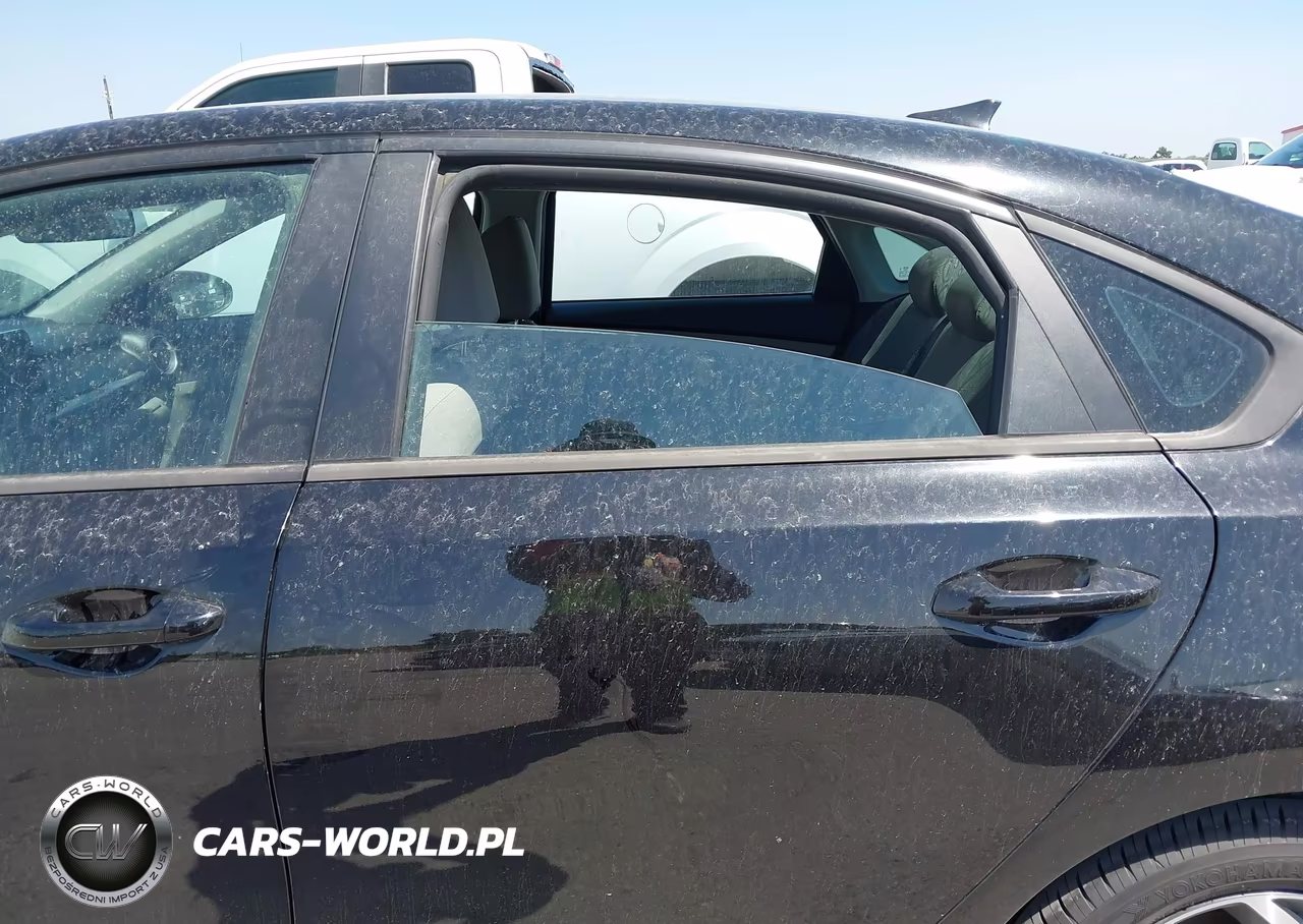 2021 Kia Forte Lxs VIN:3KPF24AD9ME359812 - 20