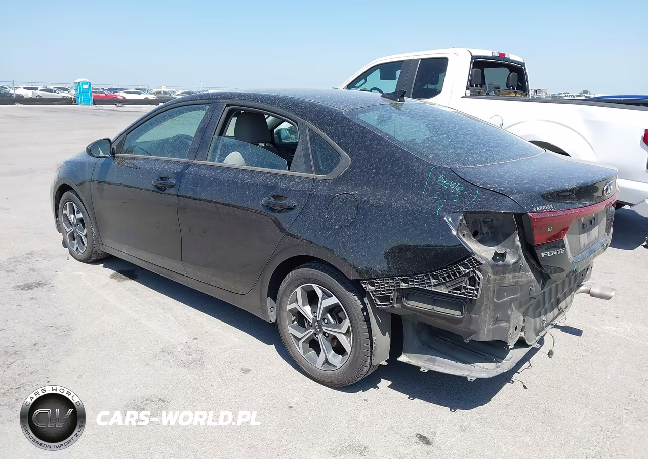 2021 Kia Forte Lxs VIN:3KPF24AD9ME359812 - 3