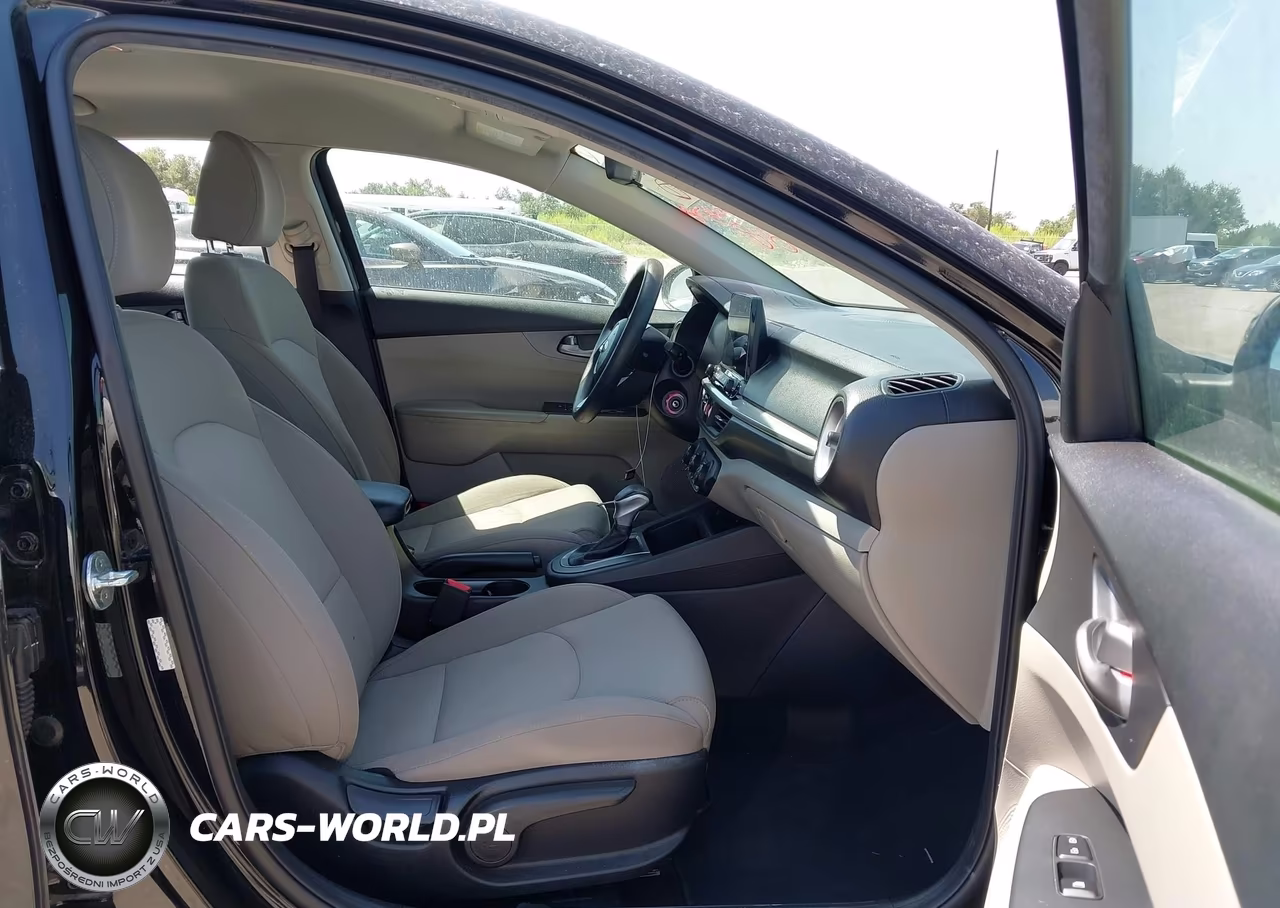 2021 Kia Forte Lxs VIN:3KPF24AD9ME359812 - 5