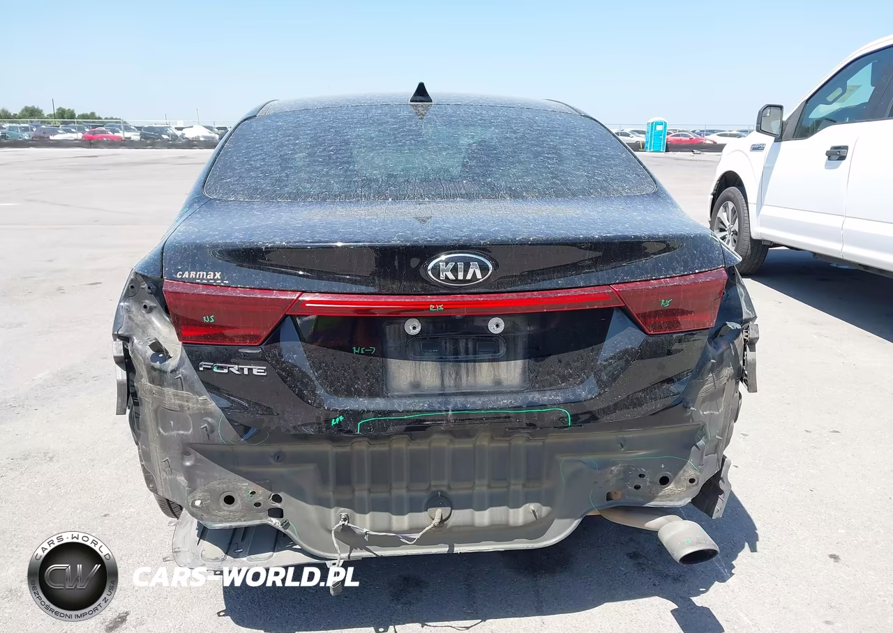 2021 Kia Forte Lxs VIN:3KPF24AD9ME359812 - 6