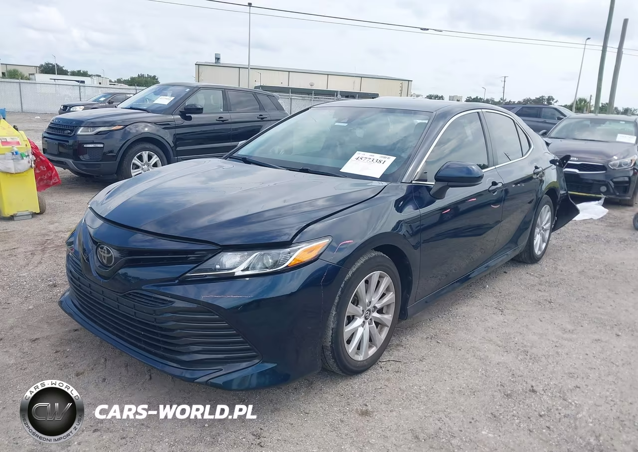 2020 Toyota Camry Le VIN:4T1C11AK2LU905283 - 2