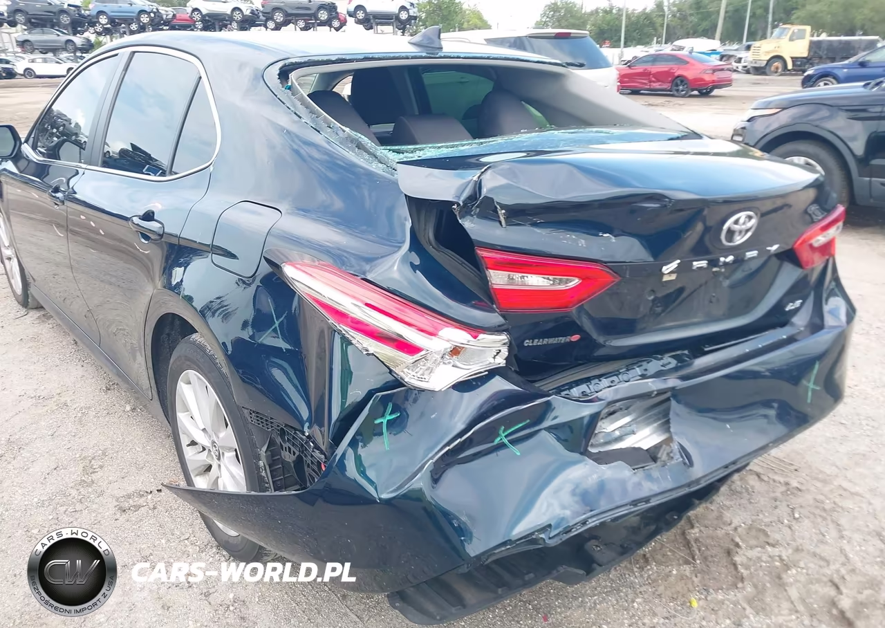 2020 Toyota Camry Le VIN:4T1C11AK2LU905283 - 6