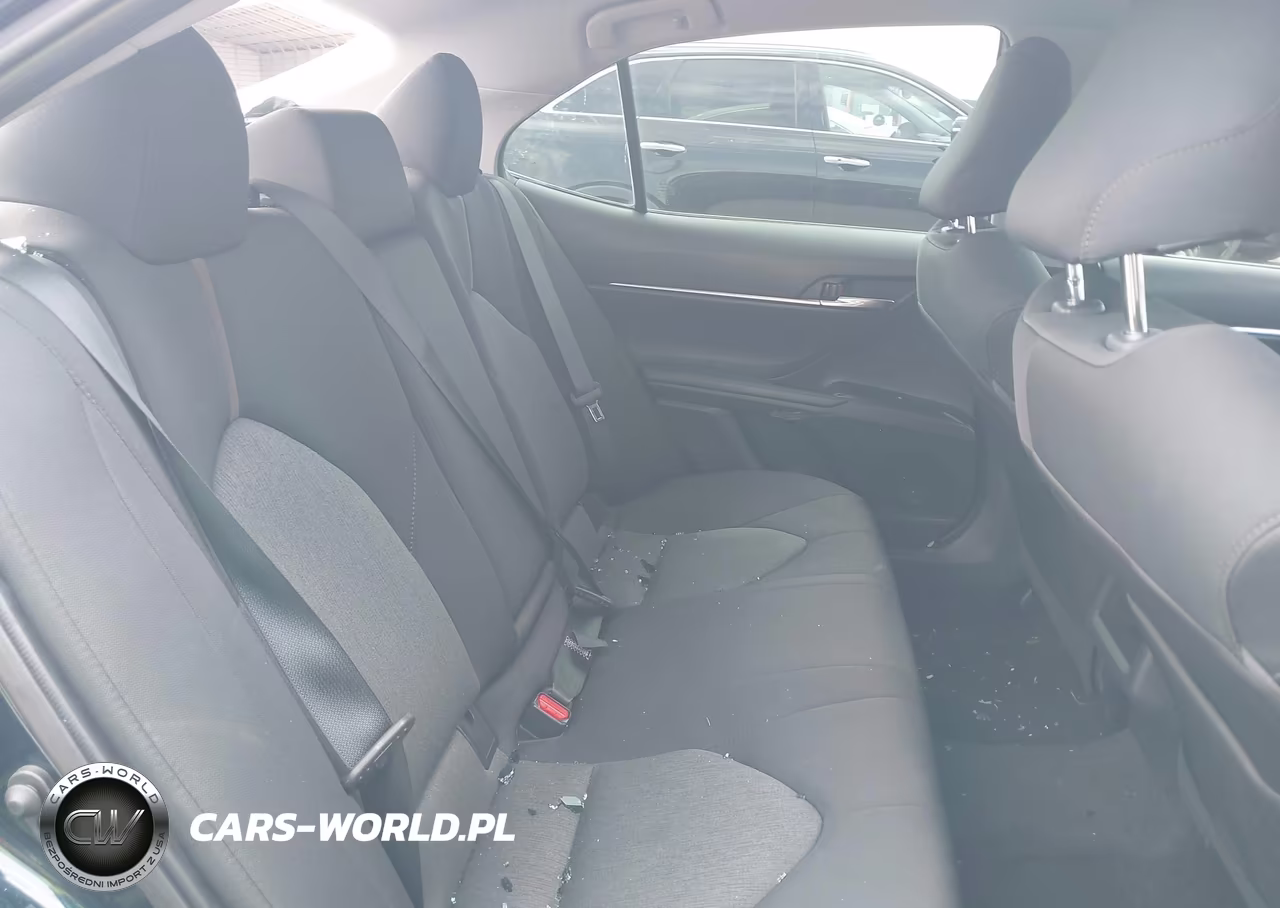 2020 Toyota Camry Le VIN:4T1C11AK2LU905283 - 8