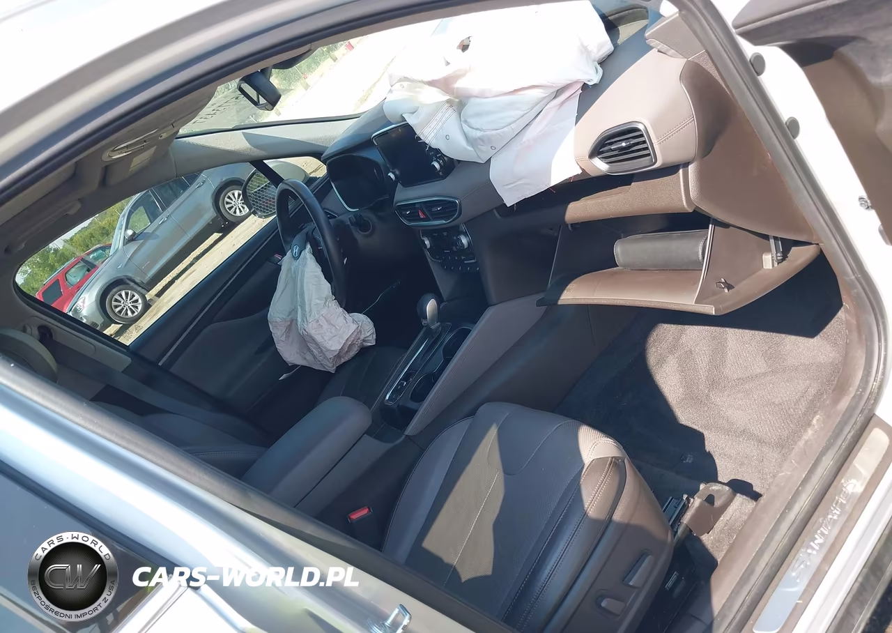 2019 Hyundai Santa Fe Ultimate VIN:5NMS5CAD8KH134402 - 5