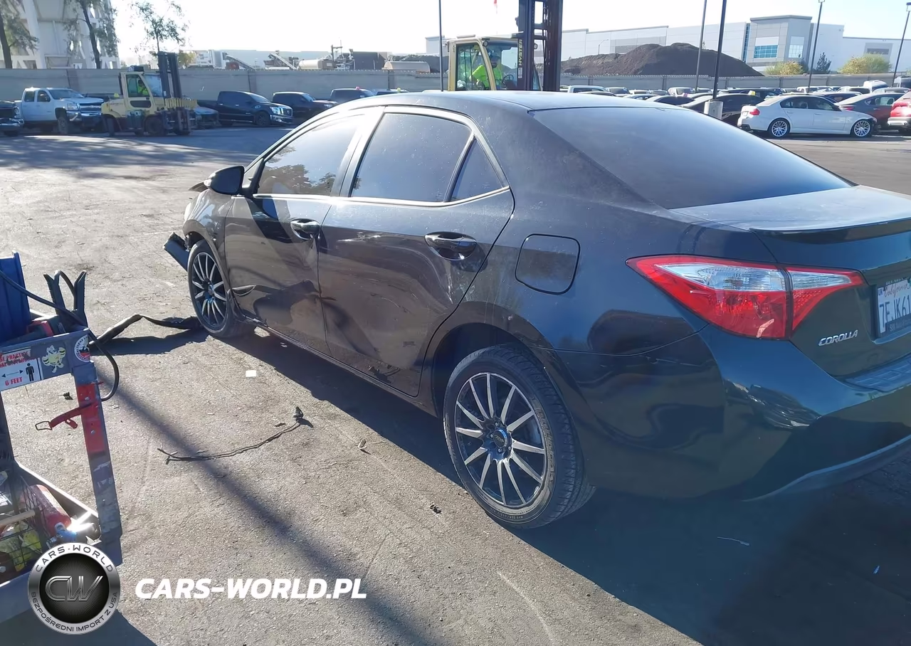2014 Toyota Corolla S Plus VIN:5YFBURHE8EP133703 - 3