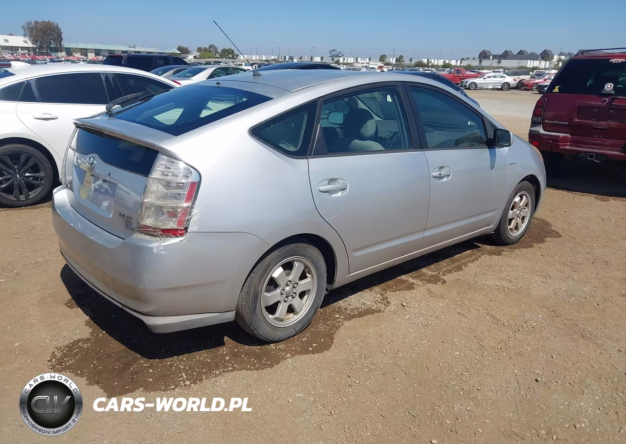 TOYOTA PRIUS VIN:JTDKB20U183407790 - 4