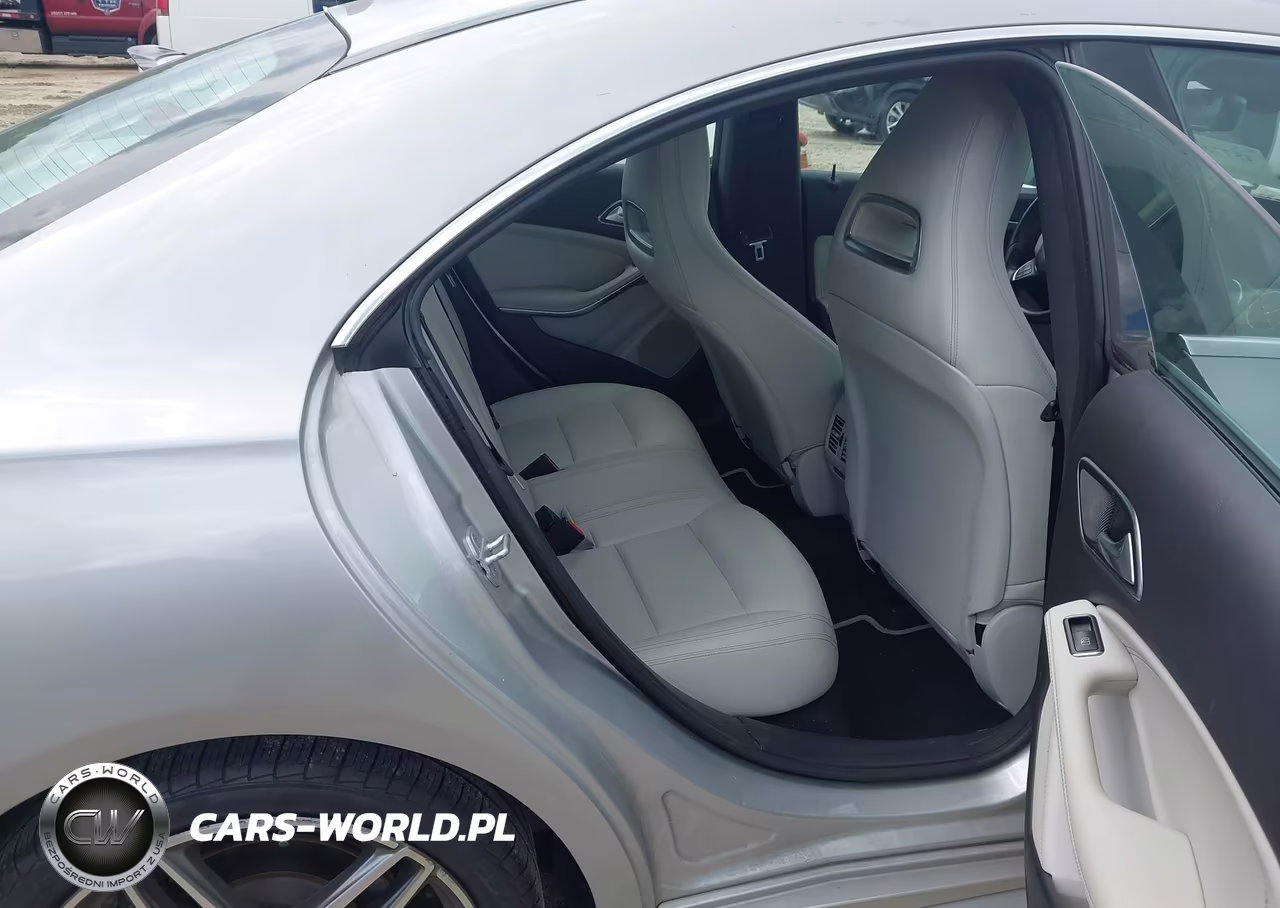 2018 Mercedes-Benz Cla 250 VIN:WDDSJ4EB3JN590700 - 8