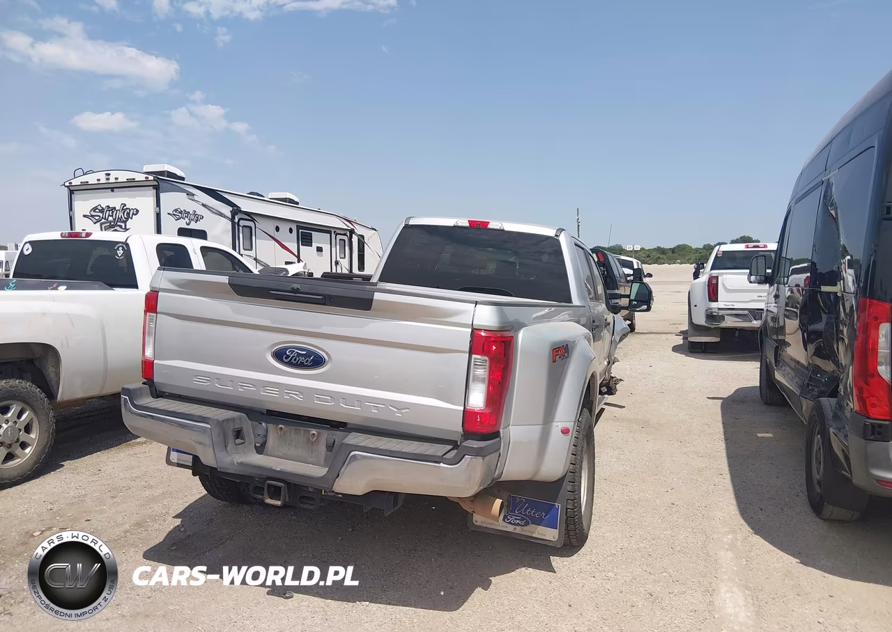 2019 Ford F-350 Xl VIN:1FT8W3DT3KEG20337 - 4