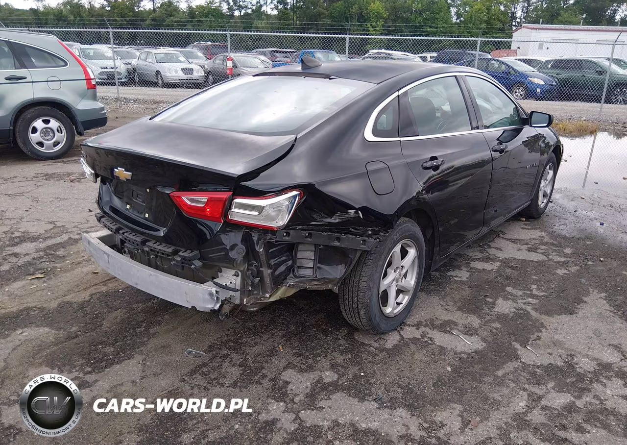 2017 Chevrolet Malibu Ls VIN:1G1ZB5ST3HF272615 - 4
