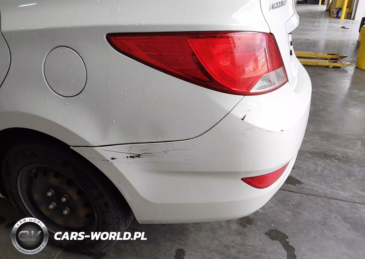 2015 Hyundai Accent Gls VIN:KMHCT4AE8FU919330 - 13