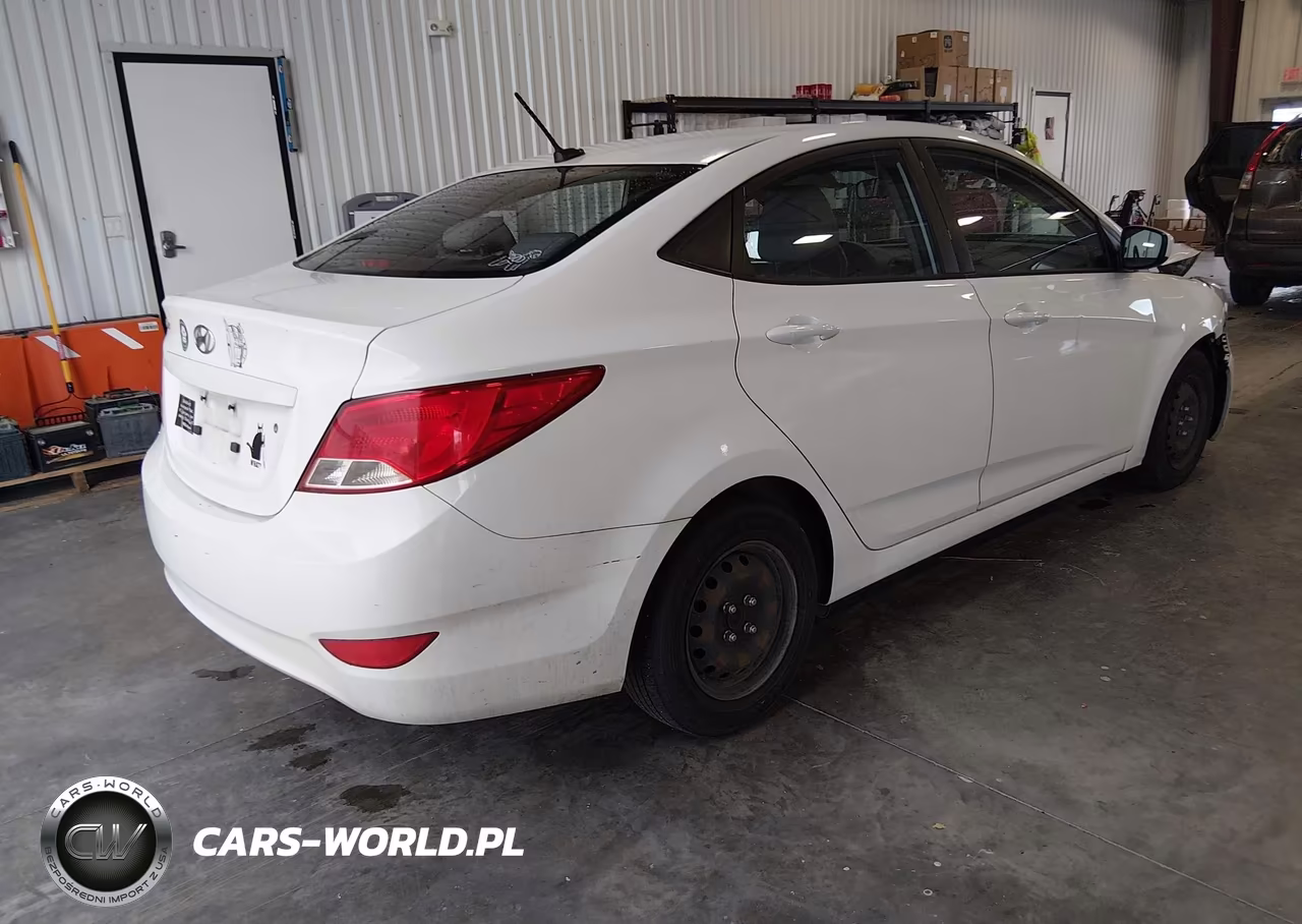 2015 Hyundai Accent Gls VIN:KMHCT4AE8FU919330 - 4