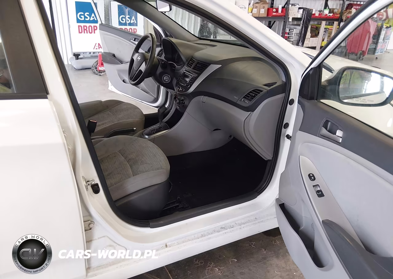 2015 Hyundai Accent Gls VIN:KMHCT4AE8FU919330 - 5