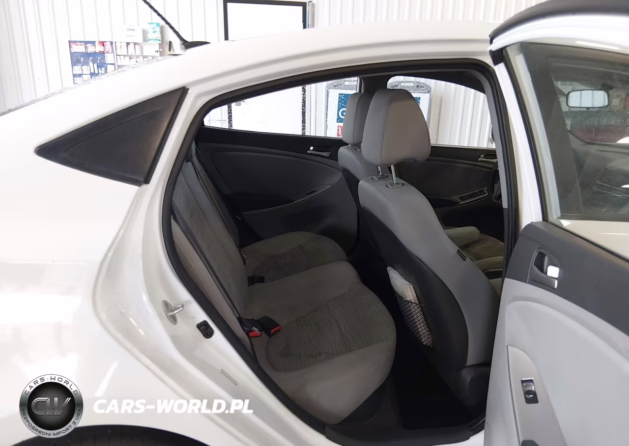 2015 Hyundai Accent Gls VIN:KMHCT4AE8FU919330 - 8