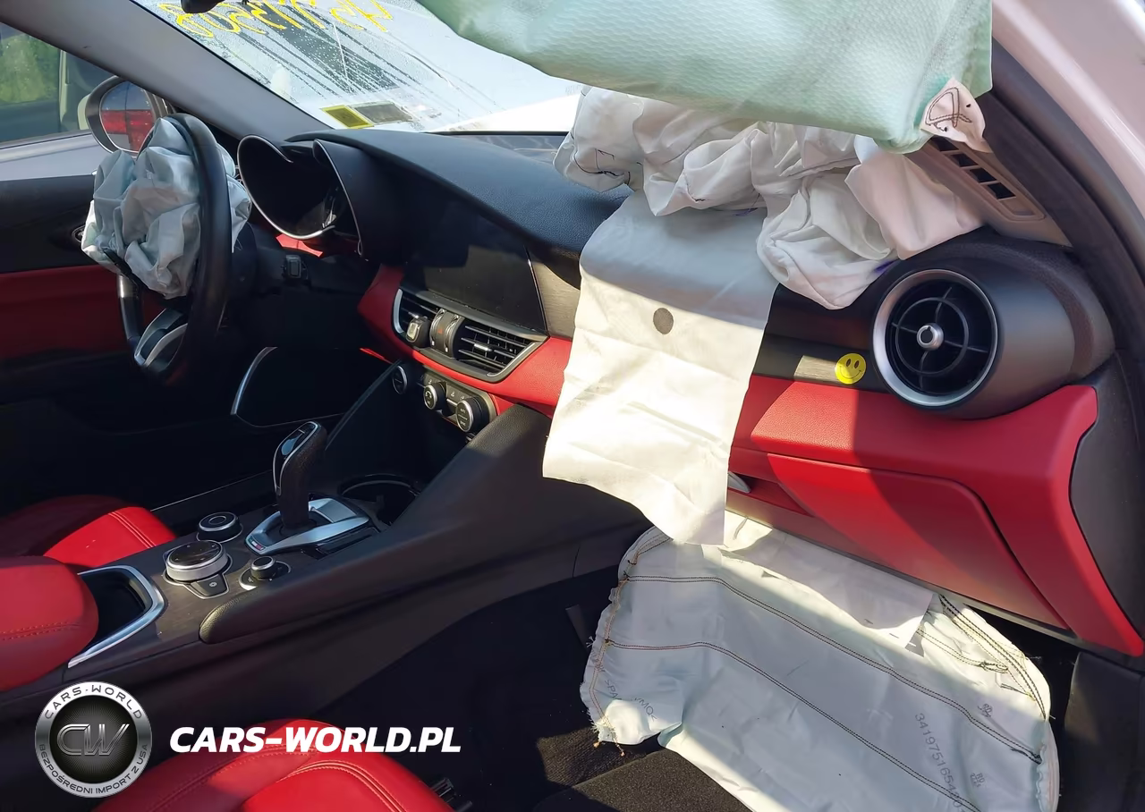 2020 Alfa Romeo Giulia Ti Awd VIN:ZARFANBN4L7638900 - 5
