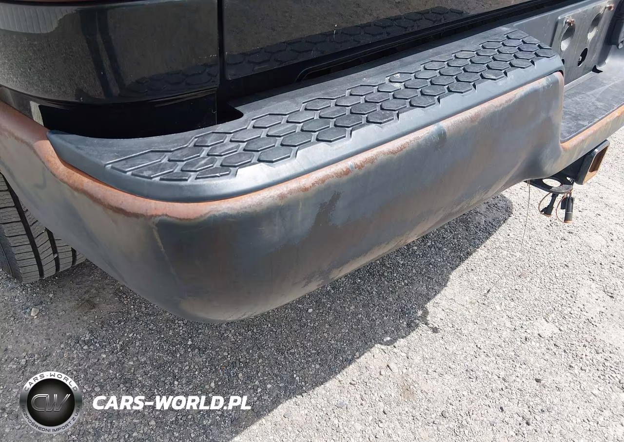 2018 Ram 3500 Tradesman 4X4 8' Box VIN:3C63R3GT0JG344033 - 14