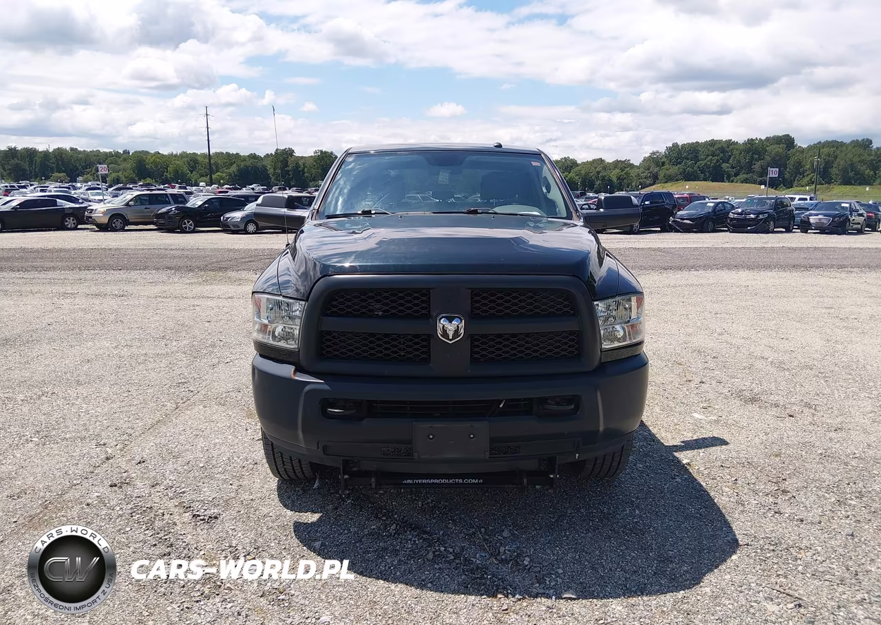 2018 Ram 3500 Tradesman 4X4 8' Box VIN:3C63R3GT0JG344033 - 17