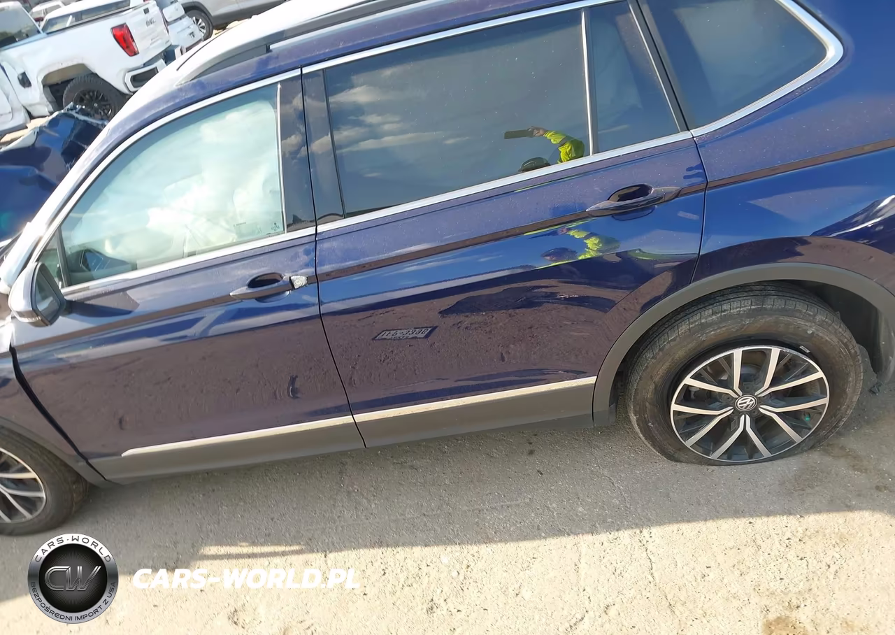 2021 Volkswagen Tiguan 2.0T Se-2.0T Se R-Line Black-2.0T Sel VIN:3VV2B7AX7MM057436 - 14