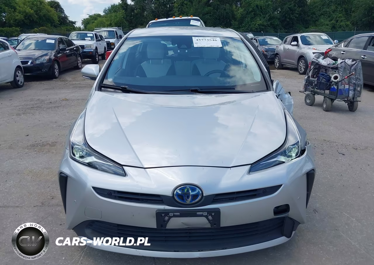 2021 Toyota Prius Limited VIN:JTDKAMFU4M3134568 - 12