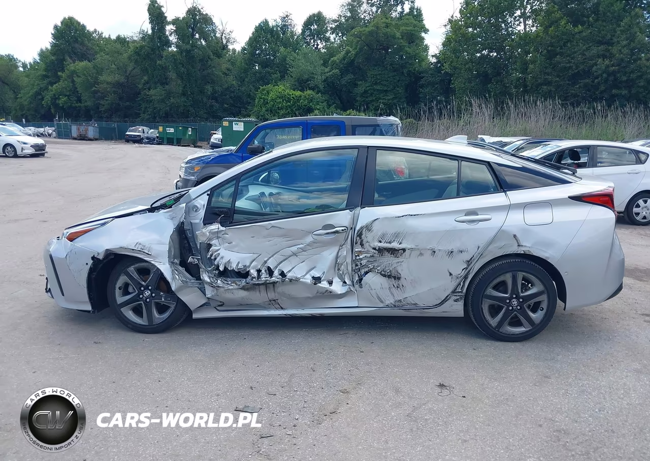 2021 Toyota Prius Limited VIN:JTDKAMFU4M3134568 - 14