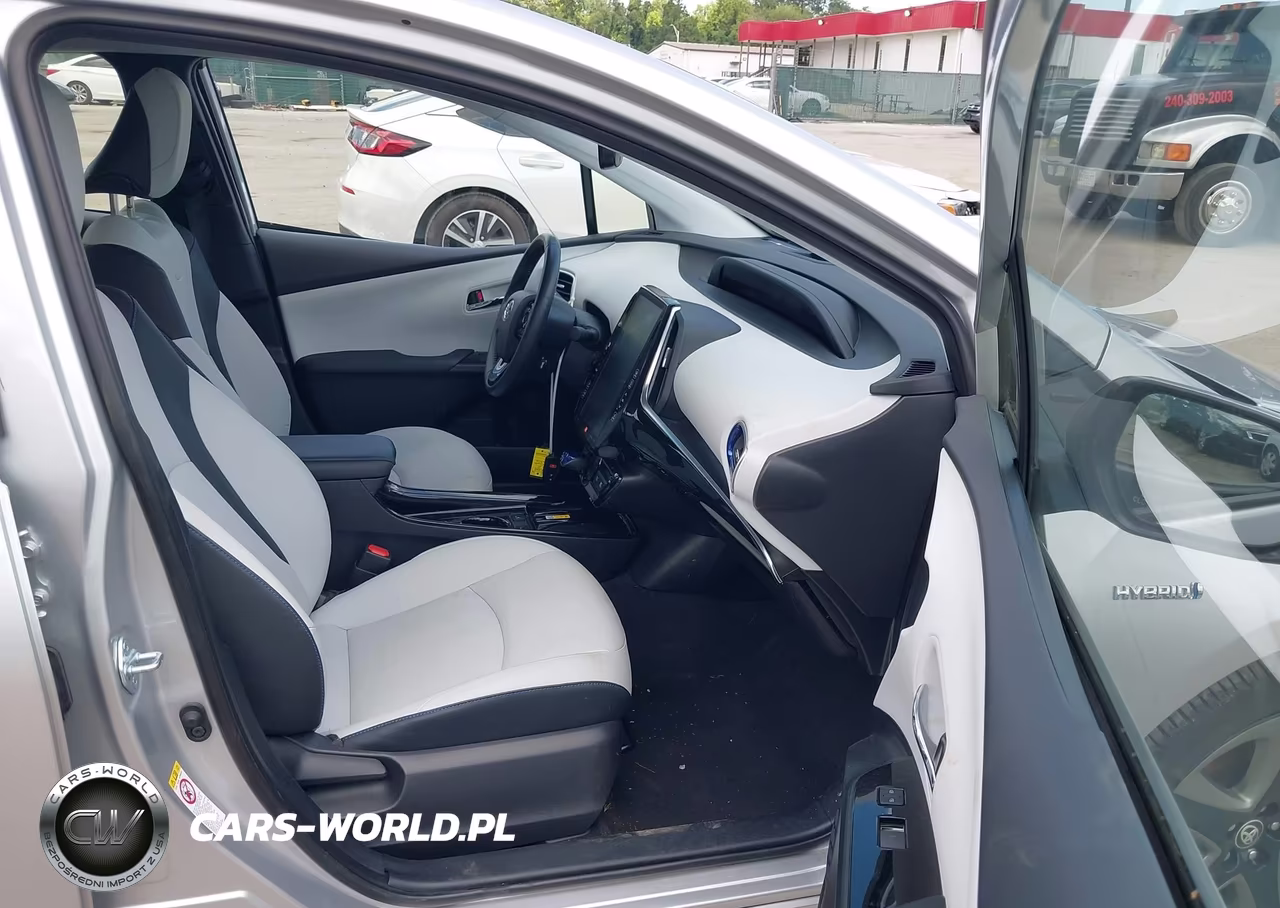 2021 Toyota Prius Limited VIN:JTDKAMFU4M3134568 - 5