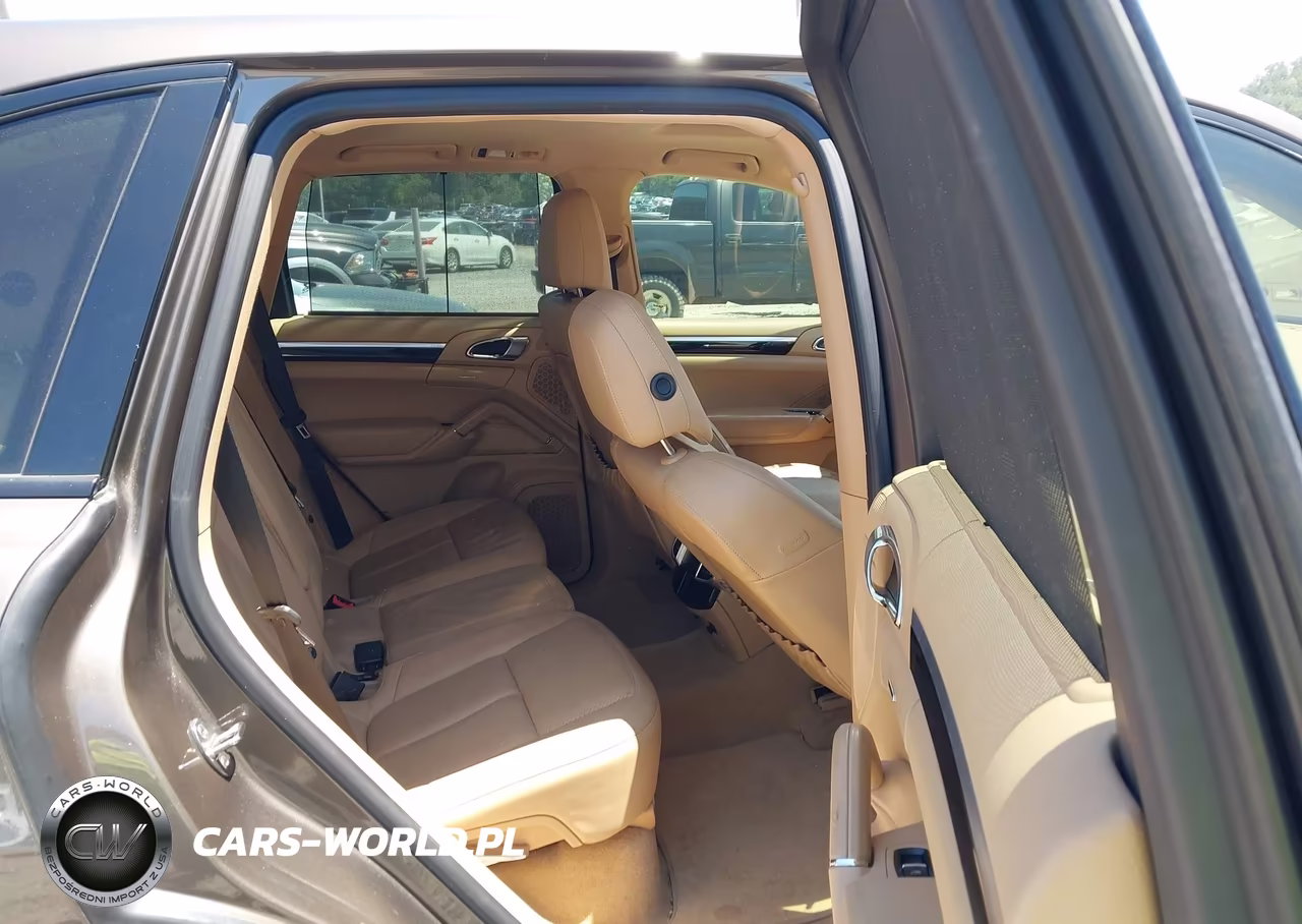 2014 Porsche Cayenne Diesel-Diesel Platinum Edition VIN:WP1AF2A27ELA32088 - 8