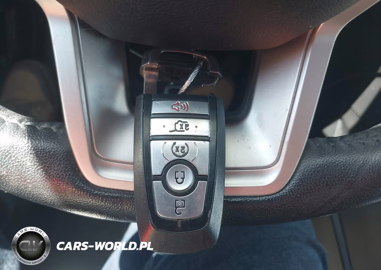 2021 Ford Explorer Xlt VIN:1FMSK8DH1MGC14912 - 11