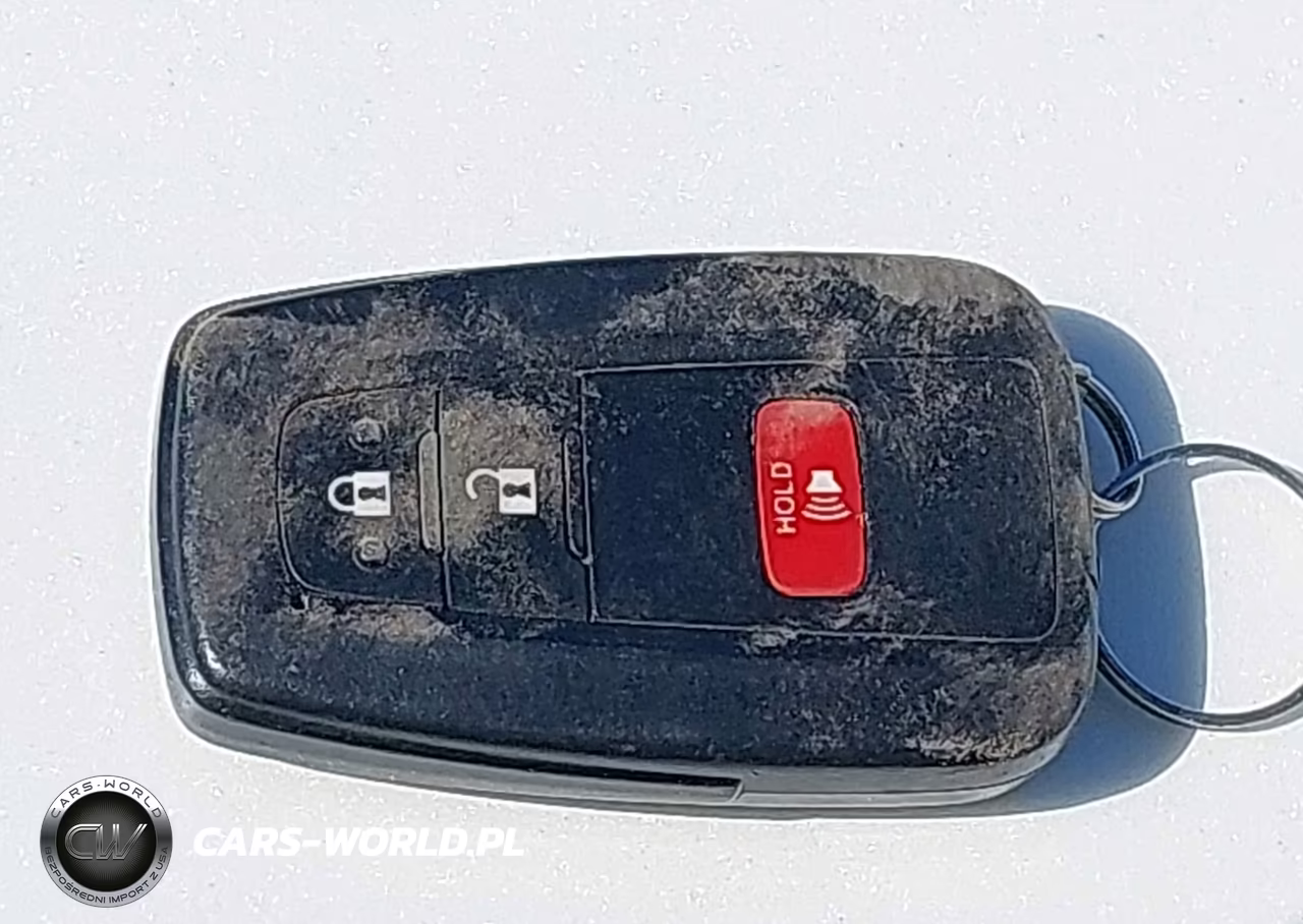 2016 Toyota Prius Four VIN:JTDKARFU8G3000812 - 11