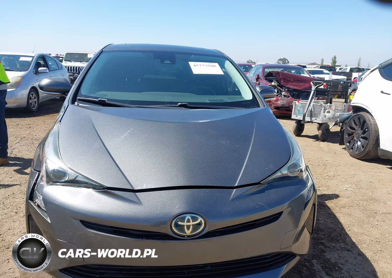 2016 Toyota Prius Four VIN:JTDKARFU8G3000812 - 12