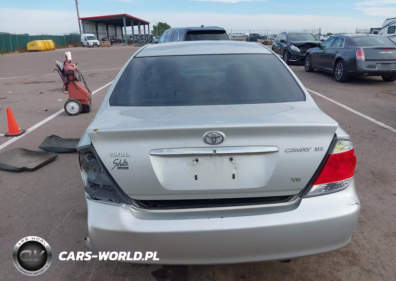 2005 Toyota Camry Xle V6 VIN:4T1BF30KX5U094345 - 16