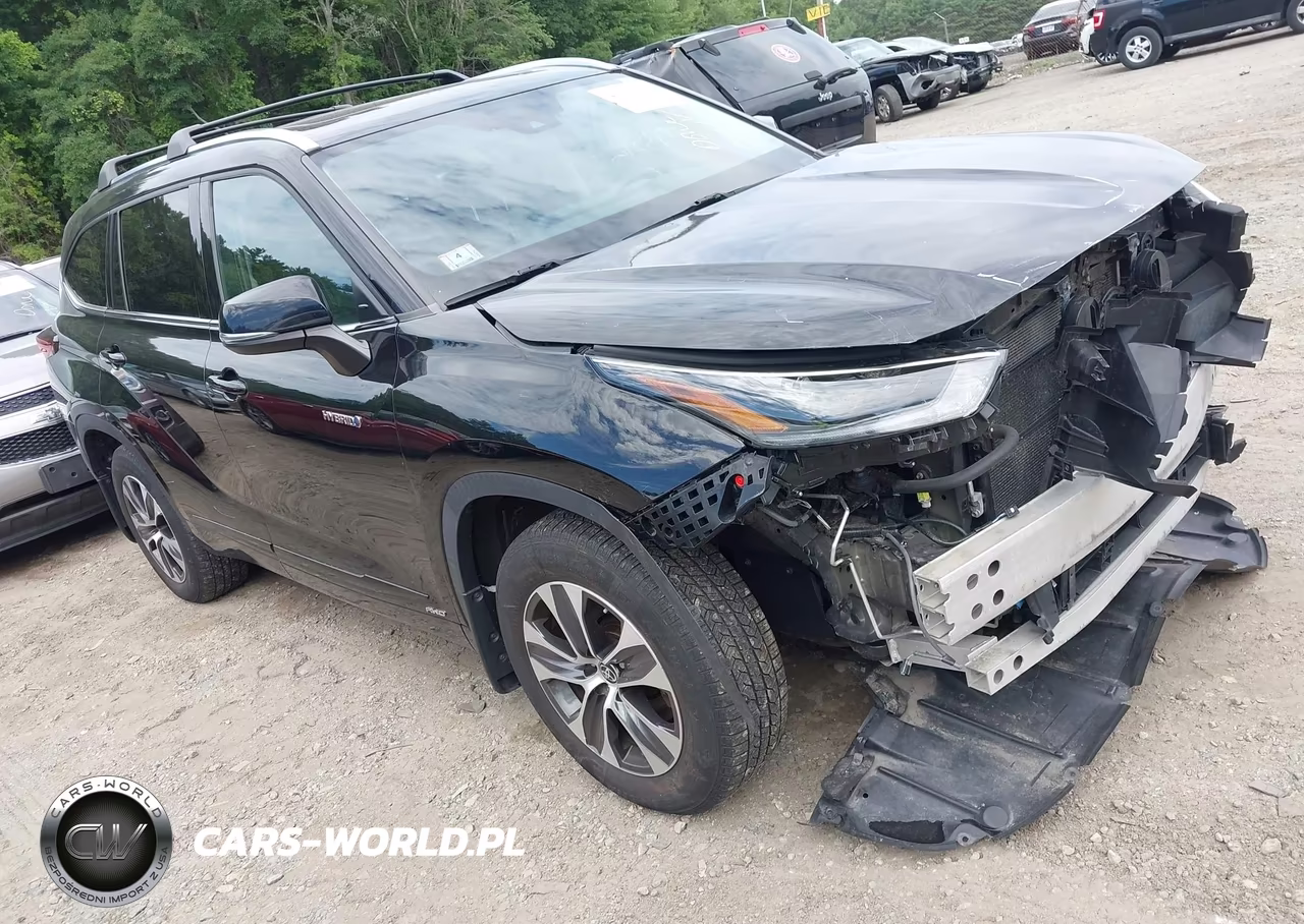2021 Toyota Highlander Hybrid Xle