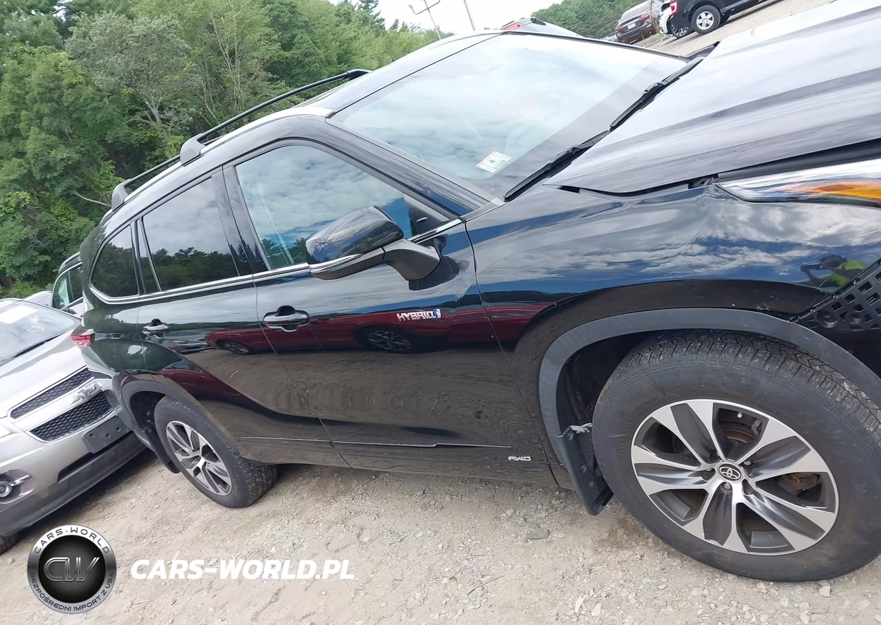 2021 Toyota Highlander Hybrid Xle VIN:5TDGBRCHXMS524922 - 13