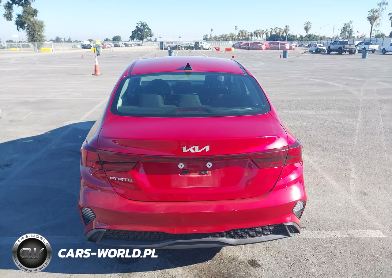 2024 Kia Forte Lxs VIN:3KPF24AD3RE758318 - 16