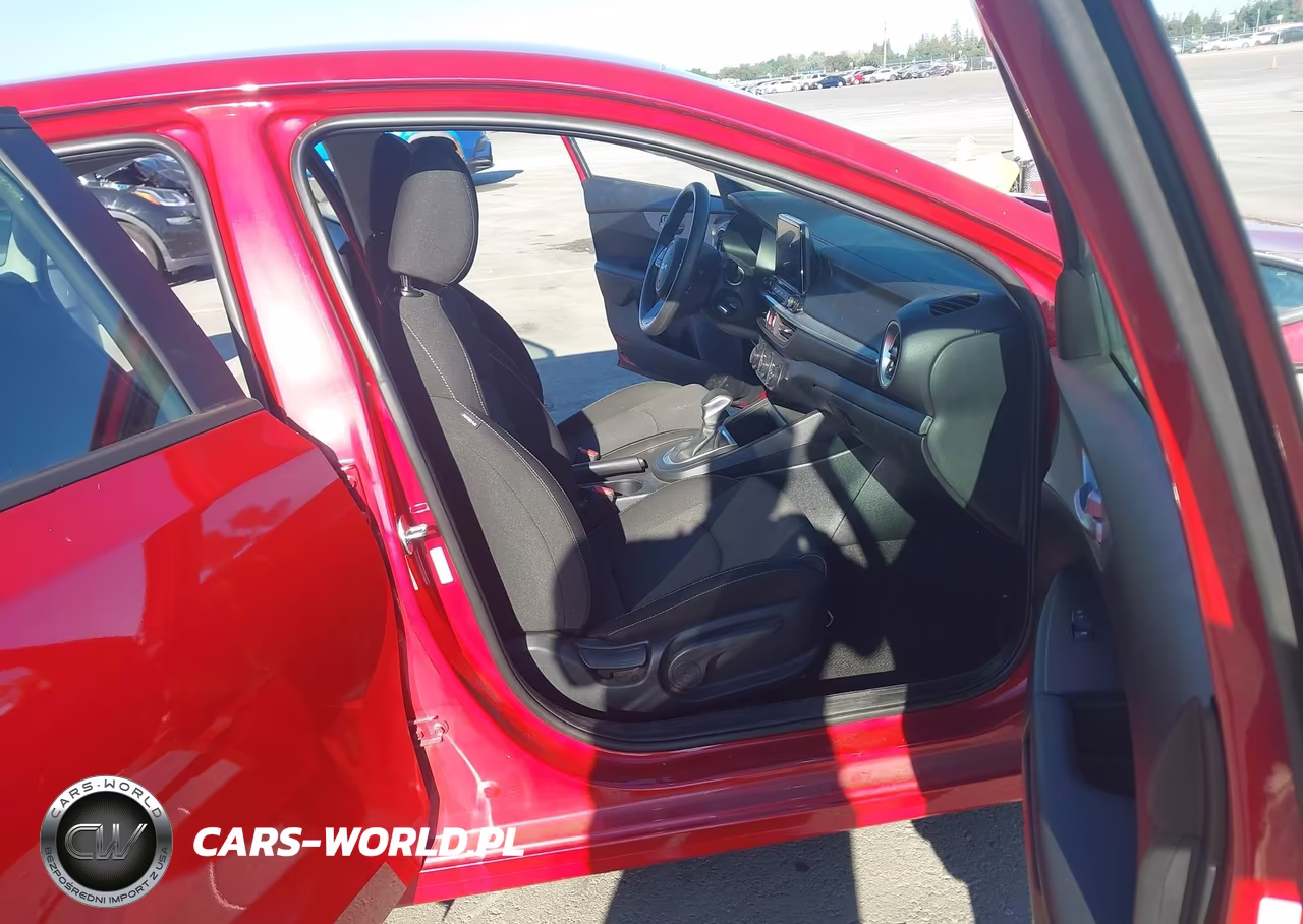 2024 Kia Forte Lxs VIN:3KPF24AD3RE758318 - 5