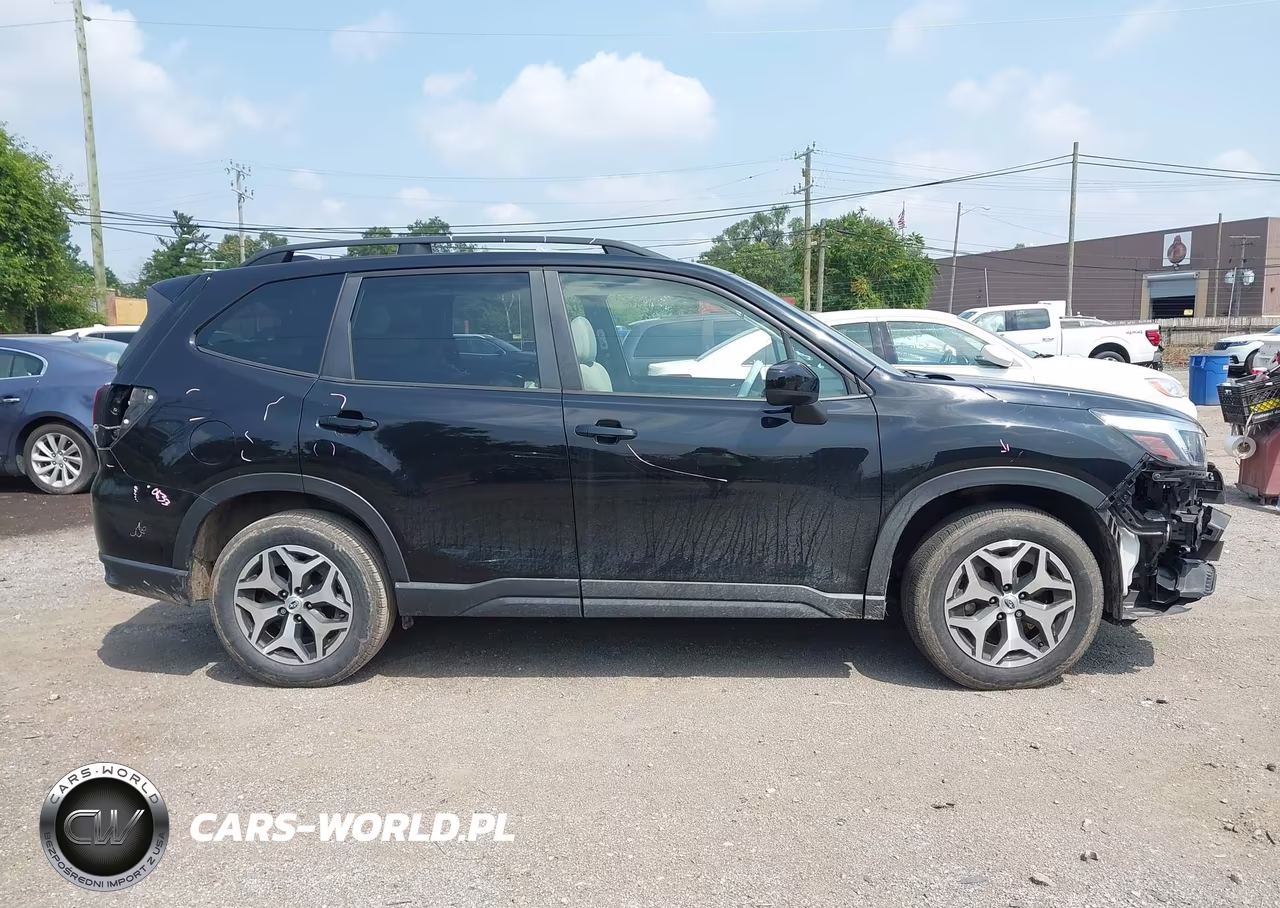 2020 Subaru Forester Premium VIN:JF2SKAGC3LH603119 - 14