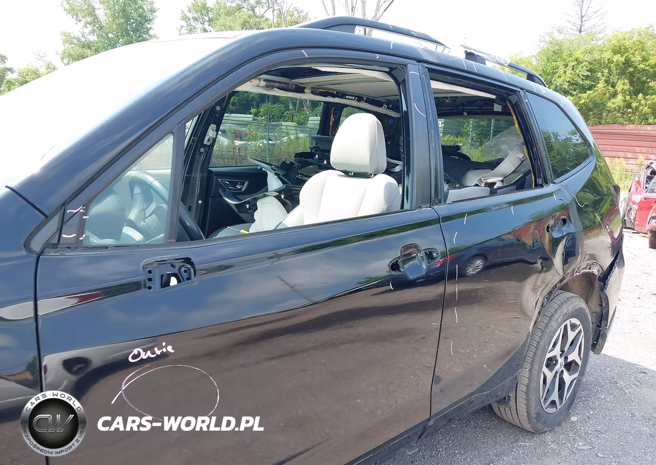 2020 Subaru Forester Premium VIN:JF2SKAGC3LH603119 - 19