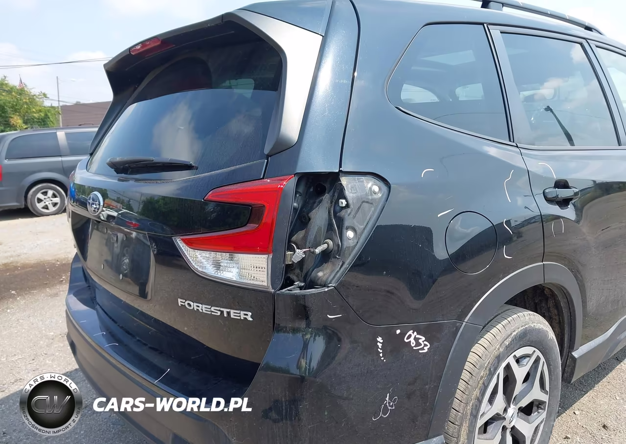 2020 Subaru Forester Premium VIN:JF2SKAGC3LH603119 - 21